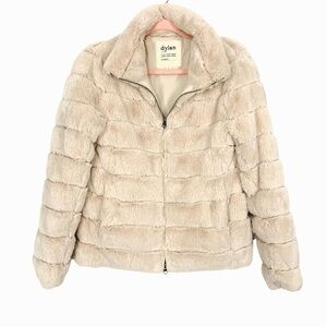 DYLAN by true grit Faux Fur Zip-Up
Jacket Plush Short Coat